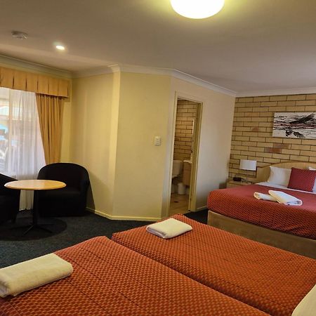 Cotswold Motor Inn Toowoomba Exterior photo